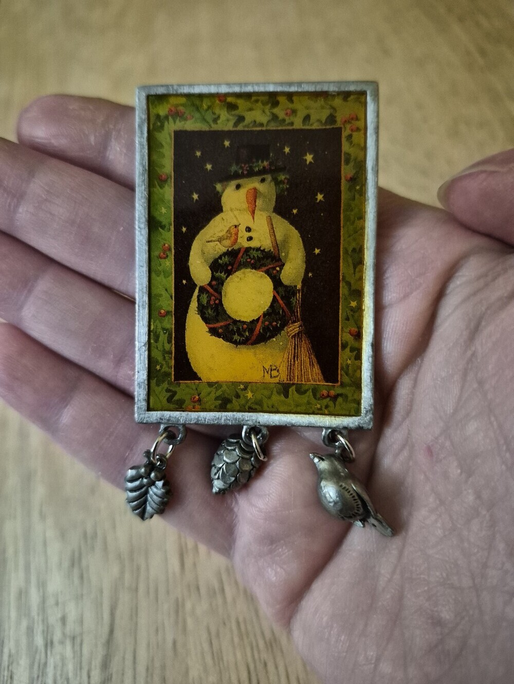 Vintage 90s Hallmark Marjolein Bastin Christmas Dangle Charm Brooch